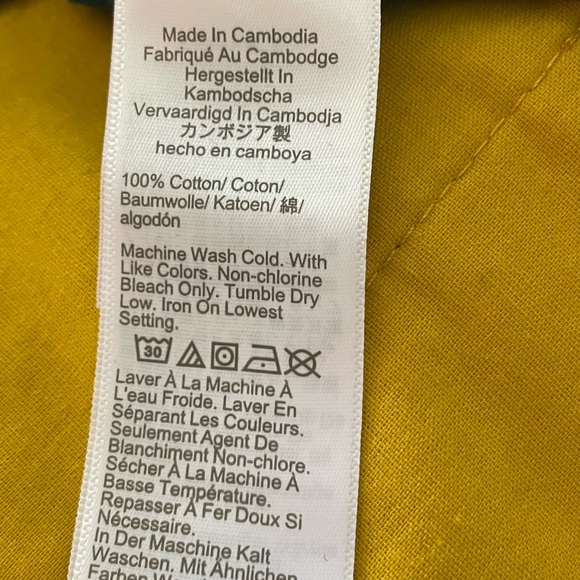 Classic J. Crew Cotton Cardigan - Picture 4 of 6